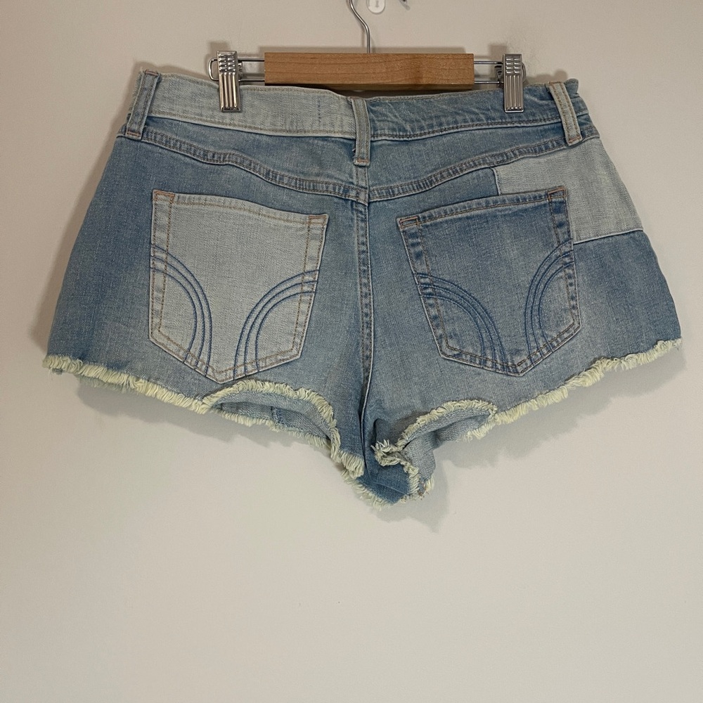 Hollister Womens Shorts Size 11 Blue Vintage High Rise Two-Tone Patchwork Denim - Picture 5 of 9